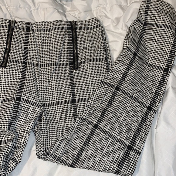 Pants - Picture 2 of 7